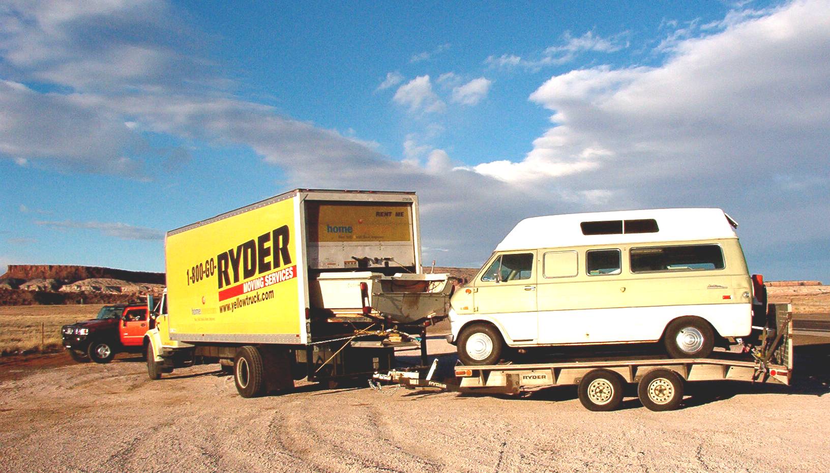 Hummer 2 Is A Hum dinger Pulling Horse Trailers